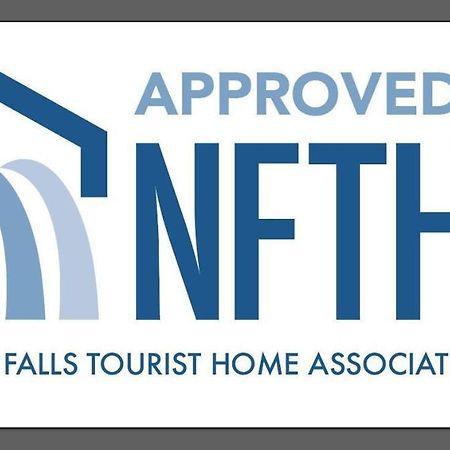 Falls Retreat - Walk To The Falls, The Casino And All Downtown Restaurants - Across From The Aquarium Niagara Falls Kültér fotó